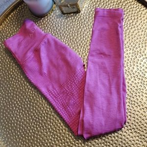 Bubblegum Pink Alphalete Halo Leggings